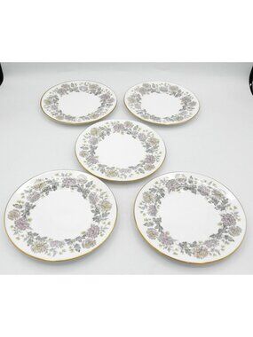 Chrysanthemum by Paragon Fine Bone China Bread Plates Set of 5 Pattern Code: PAR